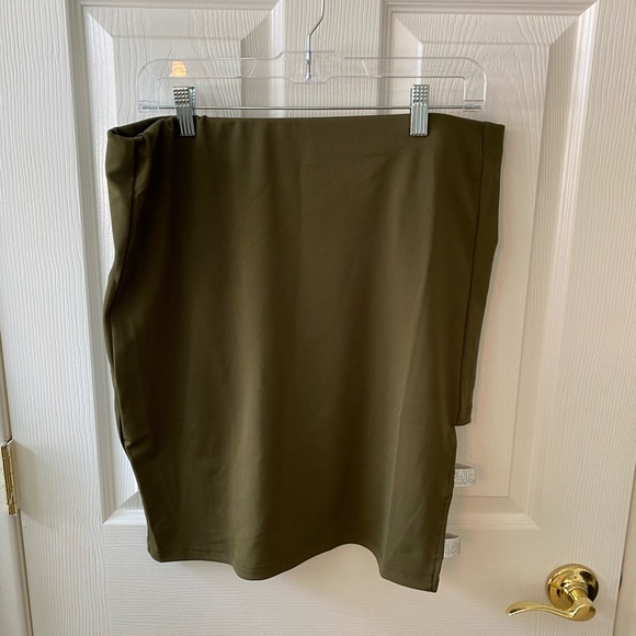 ☘️5 for $30☘️ Shein Plus Size Army Green High Waist 2X Skirt NWT - Picture 9 of 16